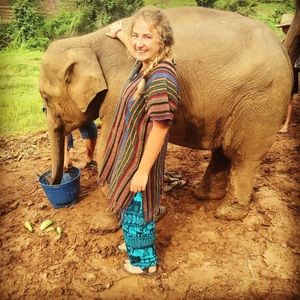 Meet your Posher, Alexandra